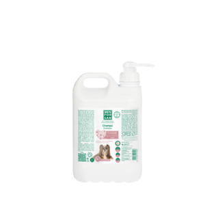 MENFORSAN CHAMPÚ CON PROTEINAS DE SEDA Y ACEITE DE ARGÁN PARA PERROS 5L